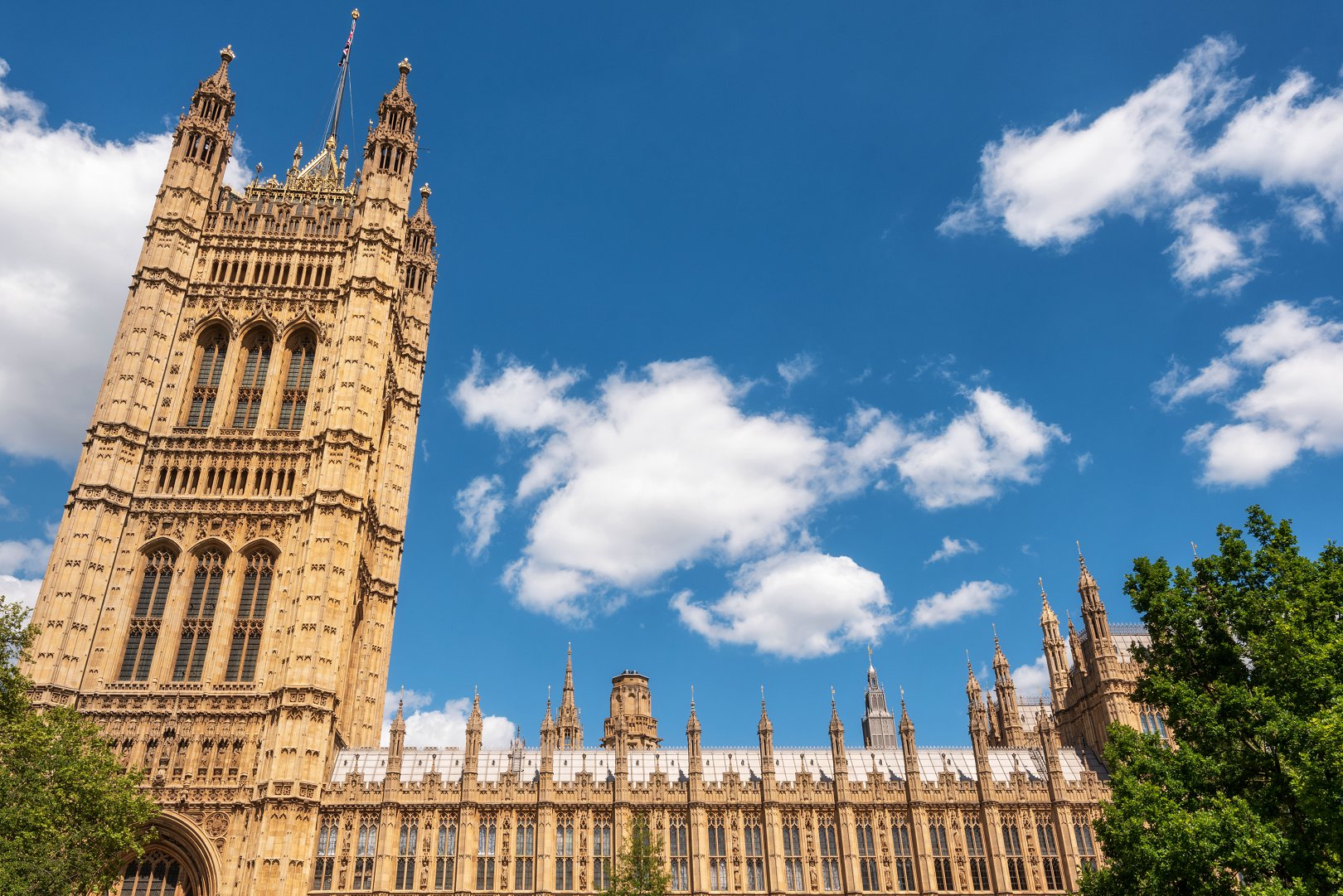 保底校怎么选?英国留学申请不翻车方案