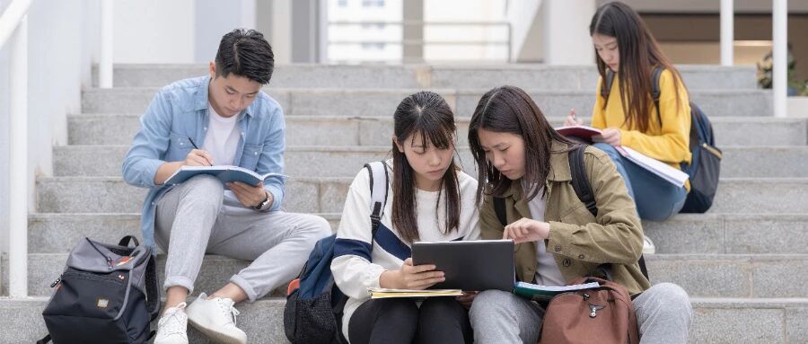 不用等到明年9月，3.5年就有机会取得港本学位，毕业可申请留港工作？